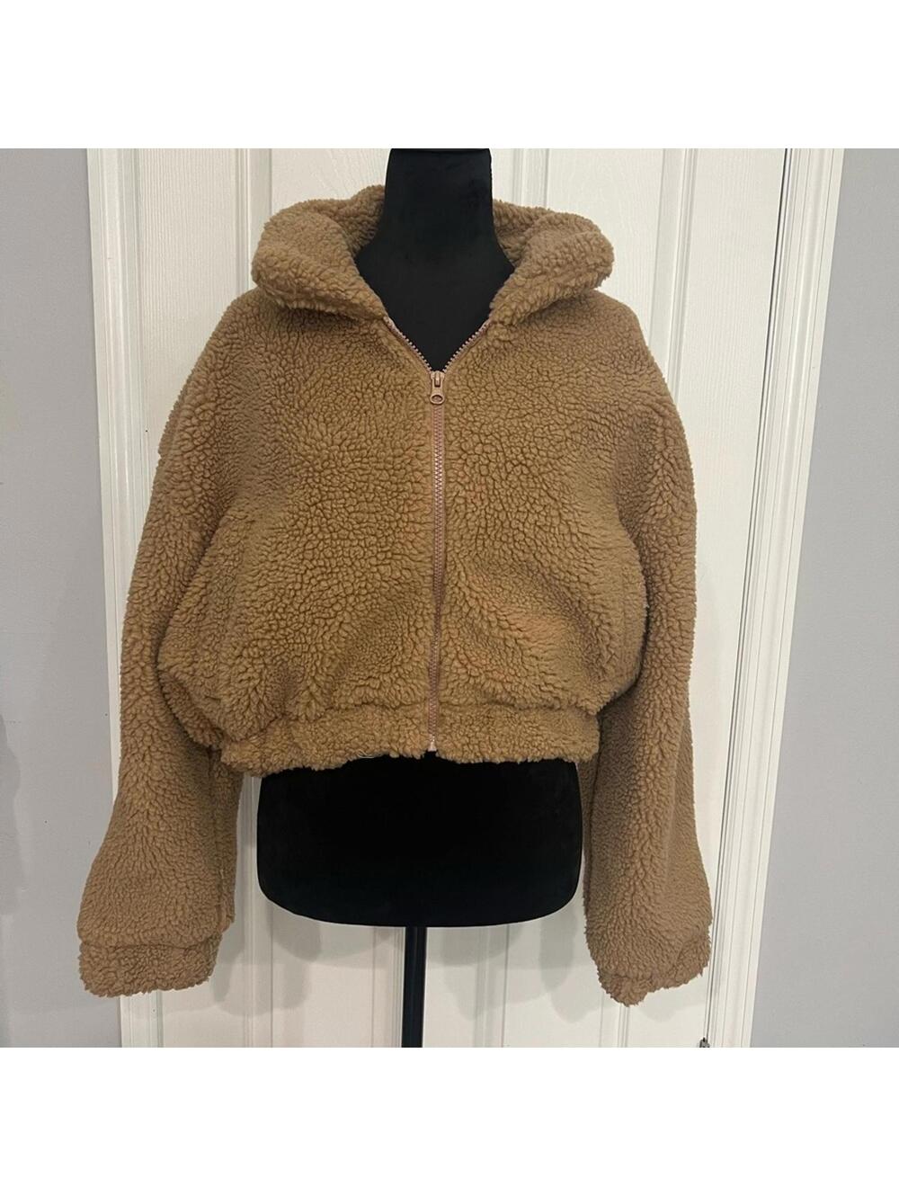 Women’s Sherpa Jacket | Urban Heritage | Size Large